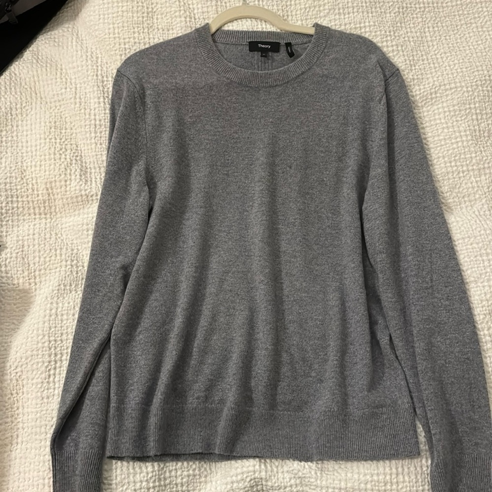 Theory Grey Sweater 100% Cashmere